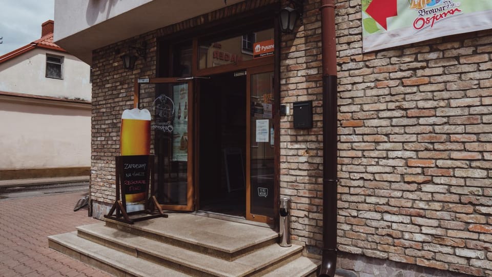 Property building, Restaurant/places to eat, Facade/entrance