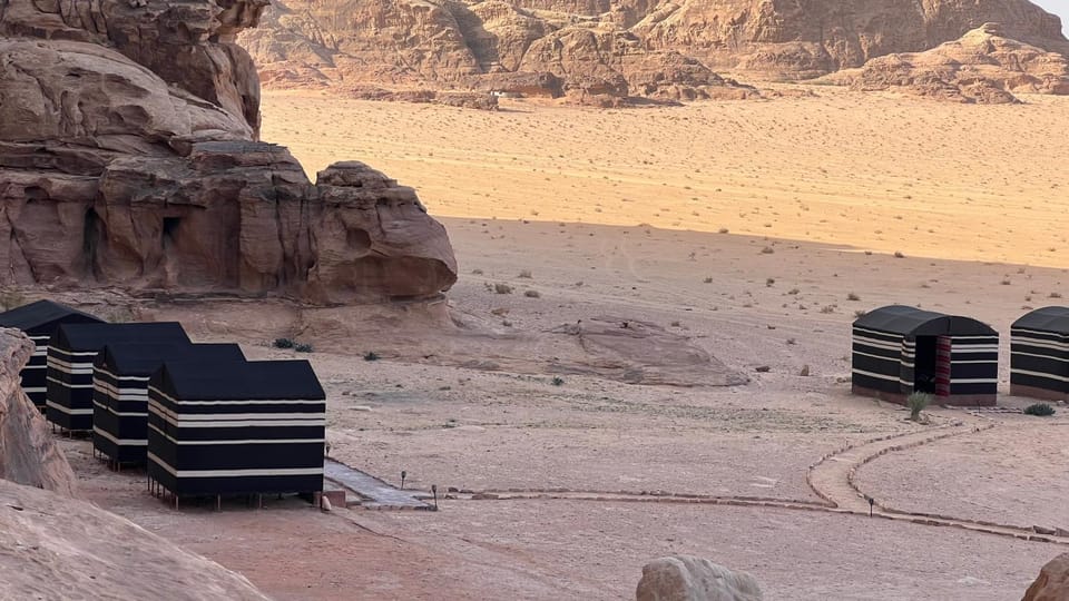 Wadi Rum Red Desert Luxury tent in South District