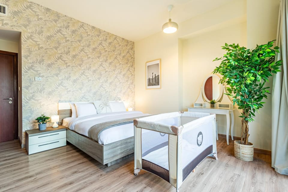 Family & Group Paradise - JBR Beach 3 min walk - Ain Dubai Views - Heart of JBR - 14 People Apartment in Dubai