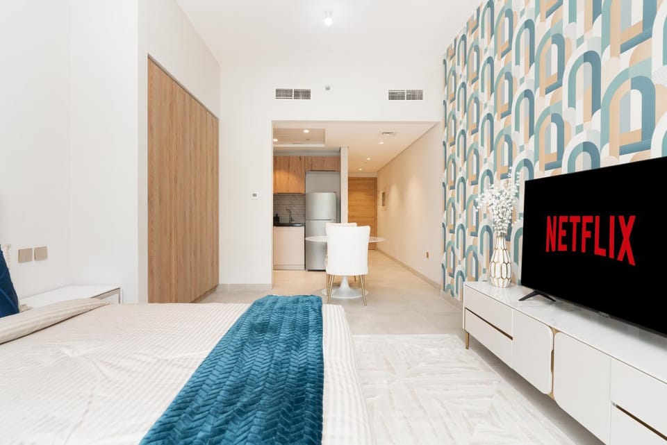 Communal lounge/ TV room, Bed, TV and multimedia, Photo of the whole room, Bedroom, wardrobe, air conditioner