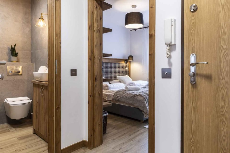 Bathroom, Photo of the whole room