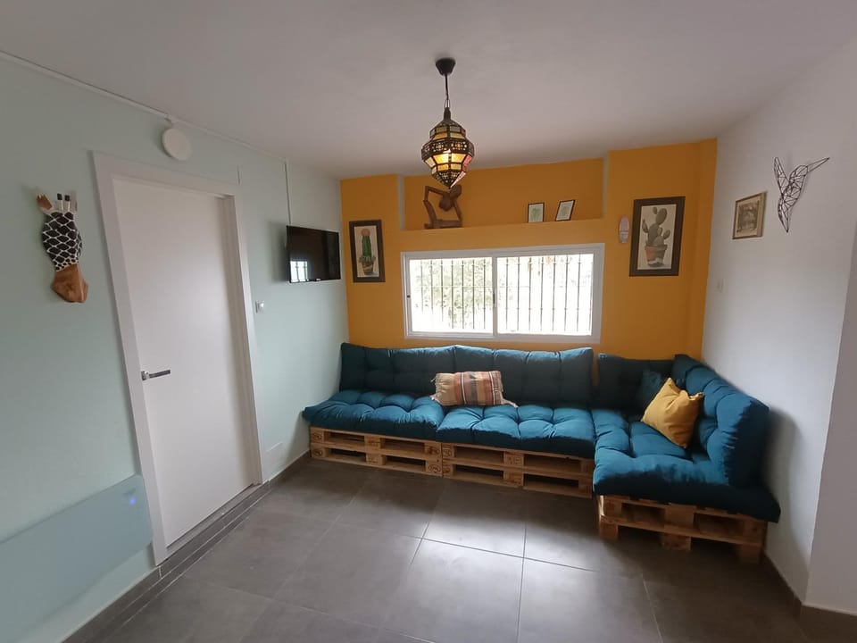 Communal lounge/ TV room, Lounge or bar