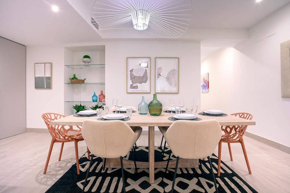 Living room, Seating area, Dining area