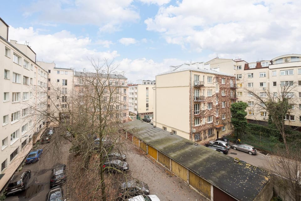 Neighbourhood, City view