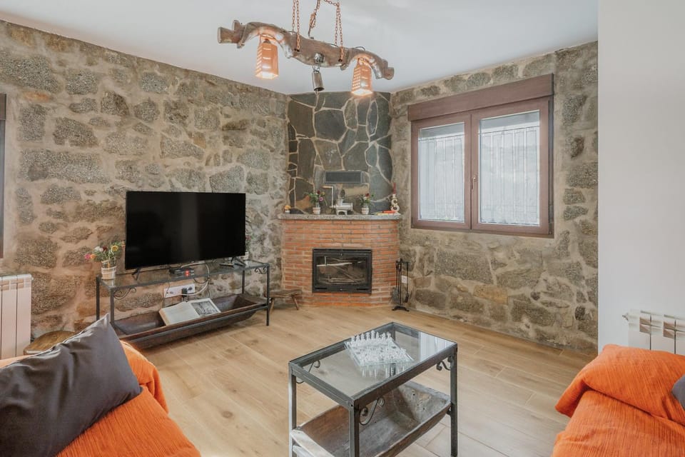 El Trillo House in Castile and León