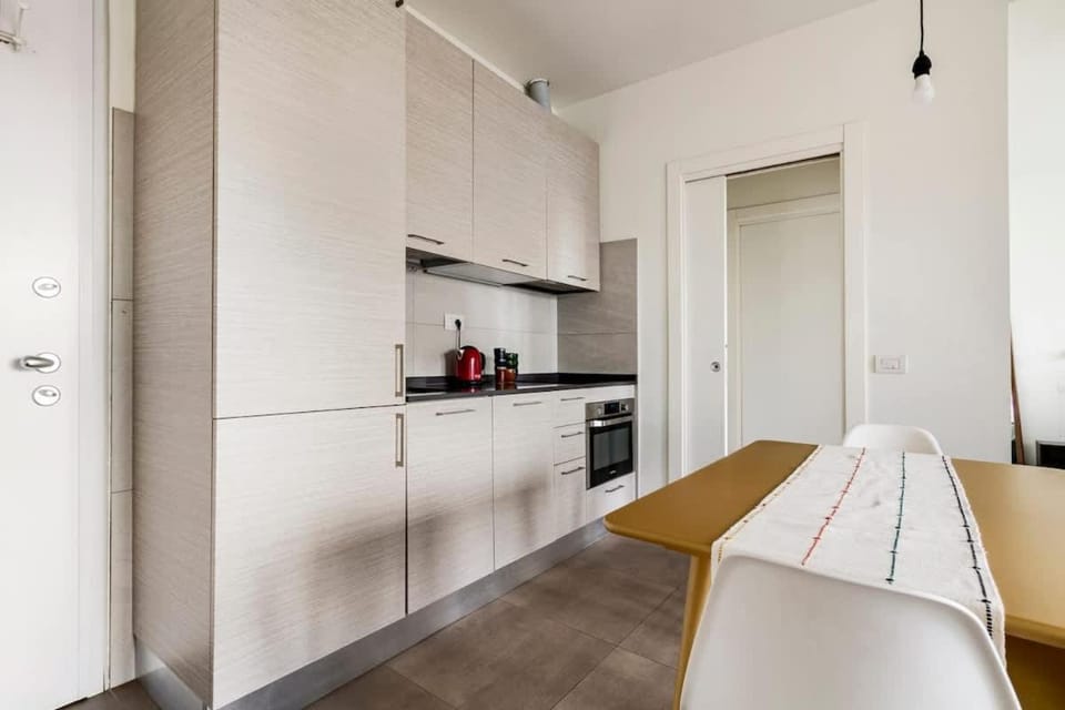 Amazing view exclusive 9th floor apartment House in Milan
