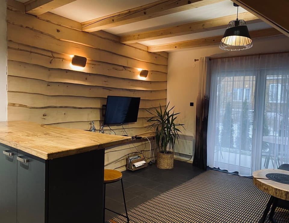 TV and multimedia, Kitchen or kitchenette