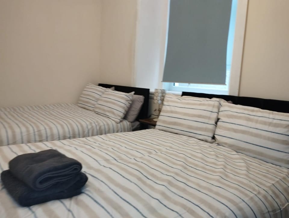 Flat in Central Edinburgh New Town , Lothian Road Heart of Edinburgh Flat Sleeps 4 Apartment in Edinburgh