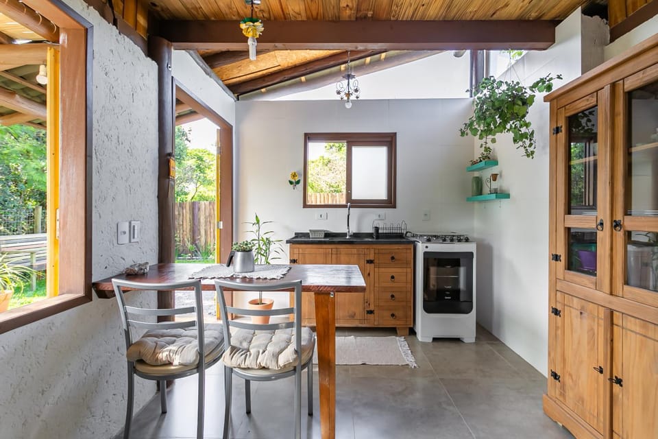 Sua casa na Guarda com jardim privado House in State of Santa Catarina