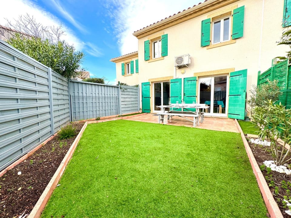 10min de la mer Maison 6 personnes avec climatisation jardin House in Fleury