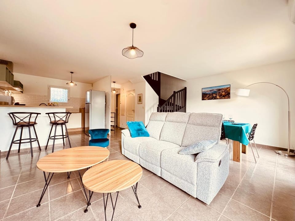 10min de la mer Maison 6 personnes avec climatisation jardin House in Fleury
