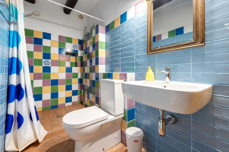 Bathroom, Living room