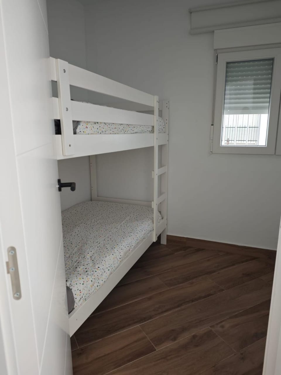 Photo of the whole room, Bedroom, bunk bed