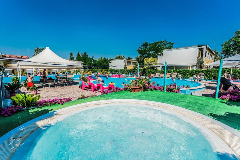 Property building, Swimming pool