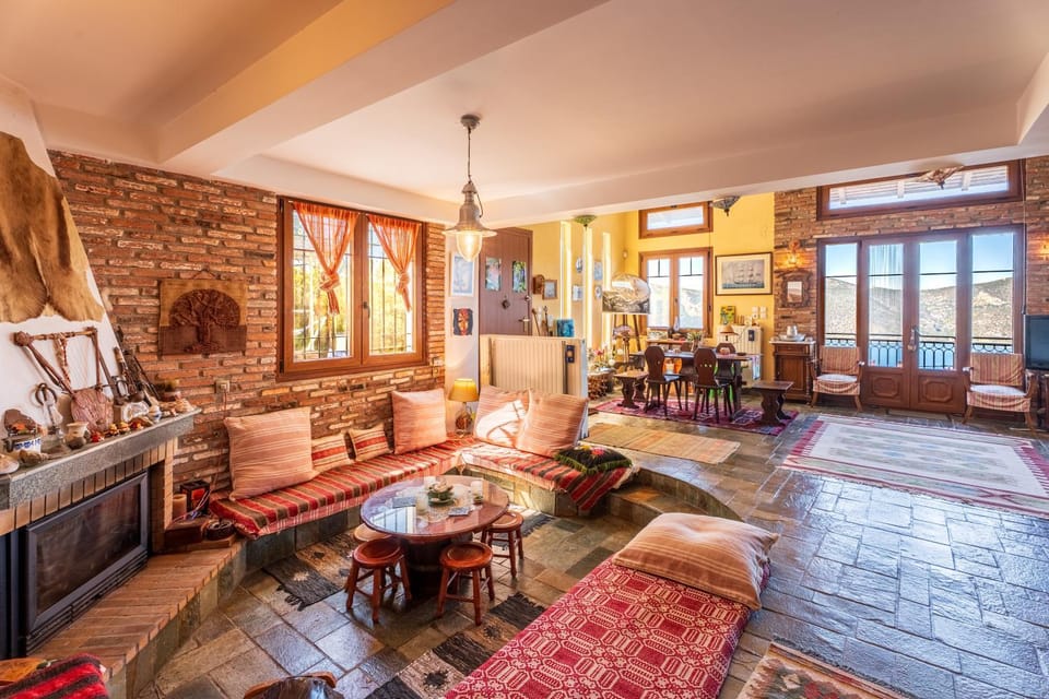 Heritage Ridge Villa in Euboea