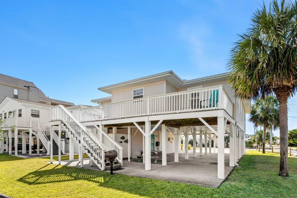 Sand Dollar- Approx 387 Feet to the Beach House in North Myrtle Beach
