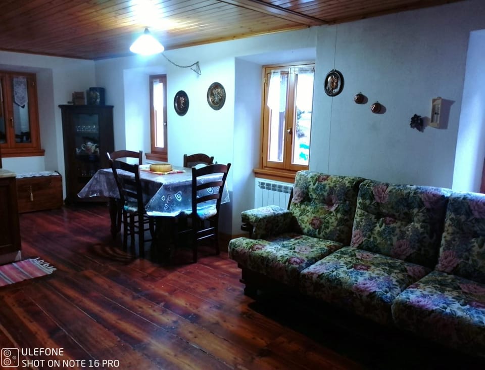 Porta sul lago Apartment in Canton of Grisons