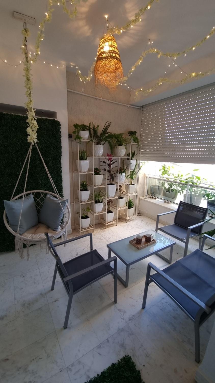 Patio, Living room