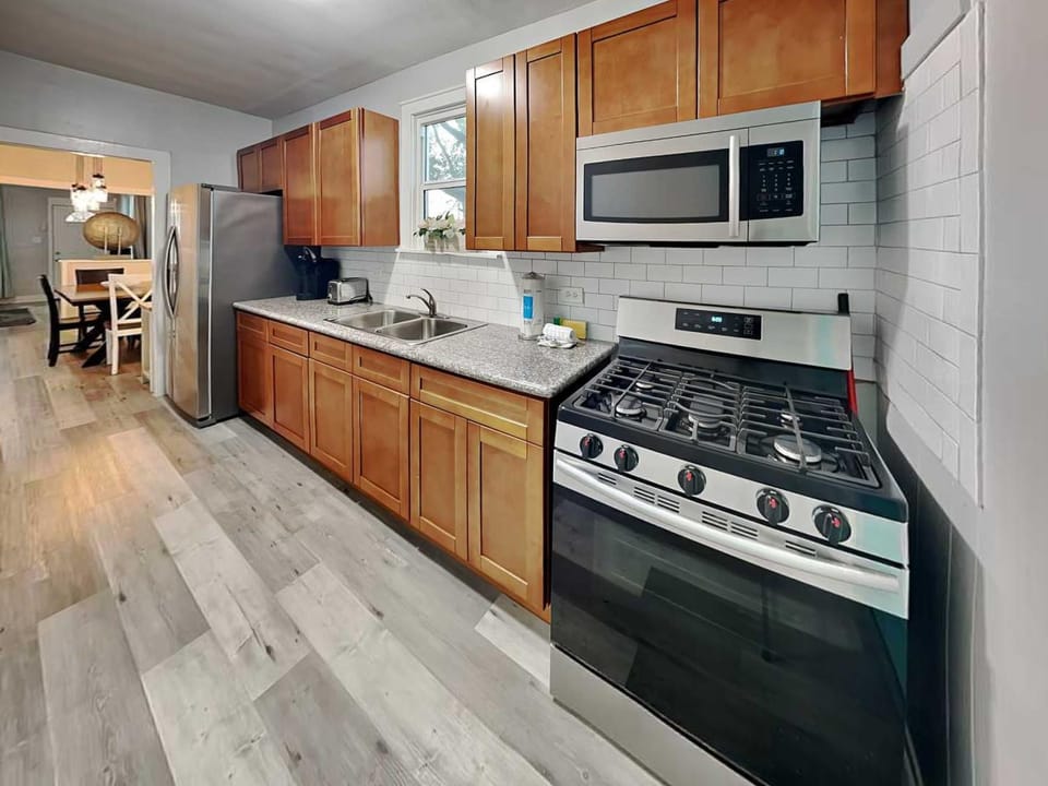 Kitchen or kitchenette, microwave, oven, stove, kitchen
