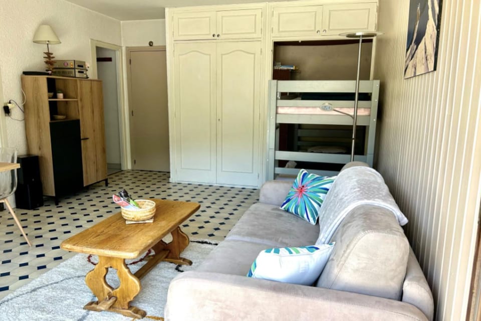 Mountain Apartment With Terrace Apartment in Saint-Chaffrey