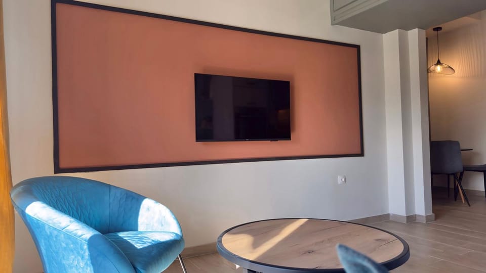 TV and multimedia, Seating area