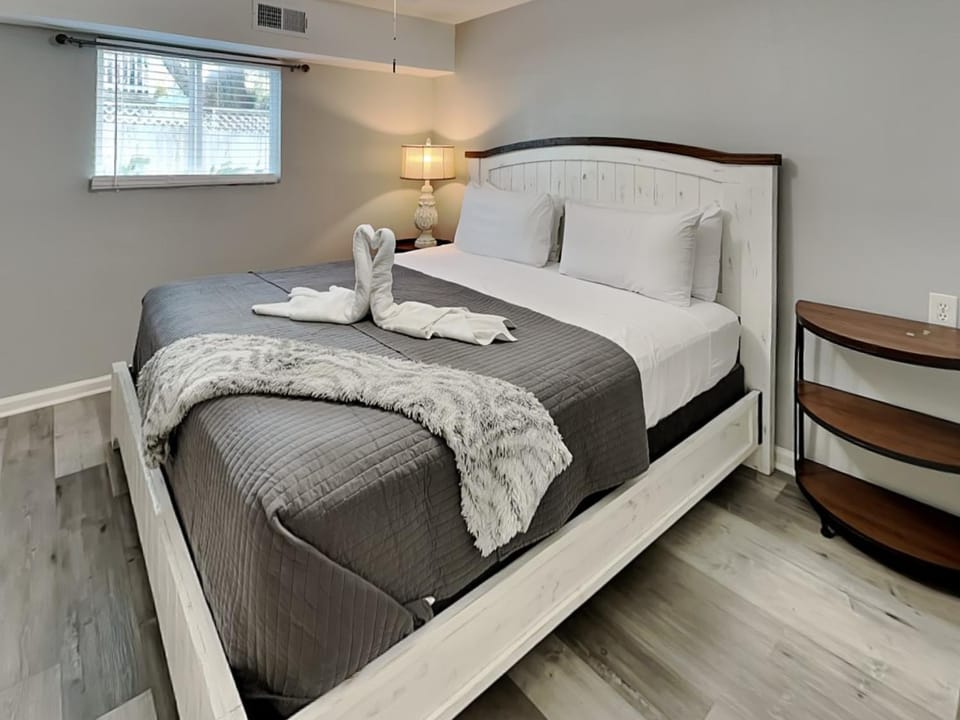 Pleasure Pier Retreat #3 House in Galveston Island