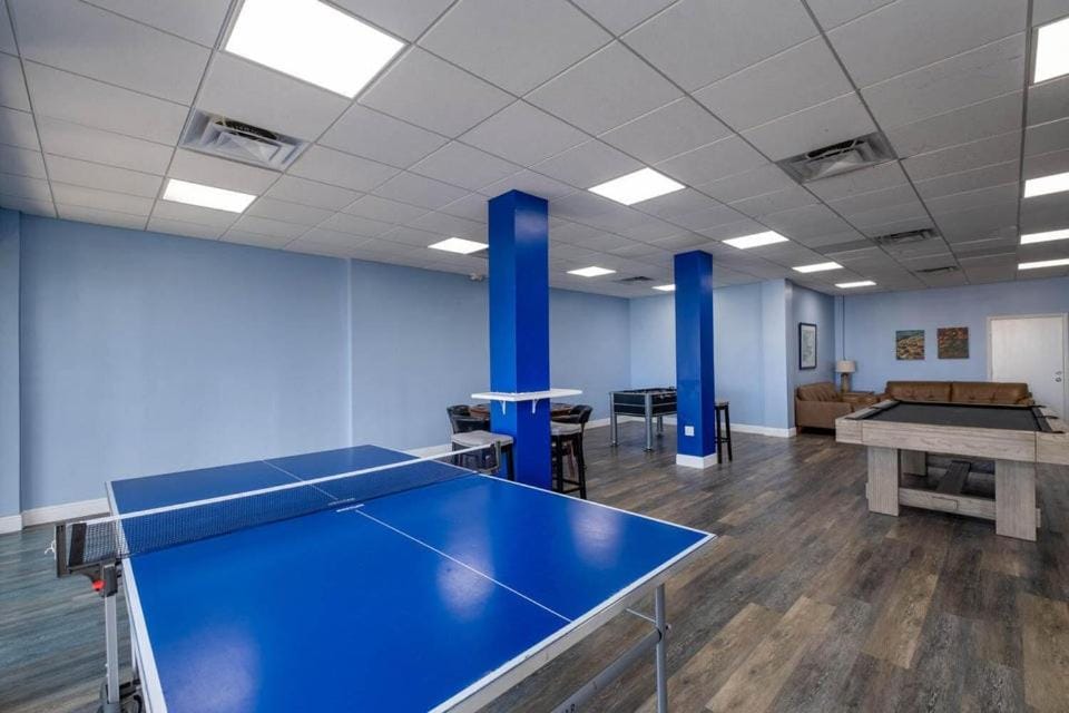 Billiard, Game Room, Table tennis