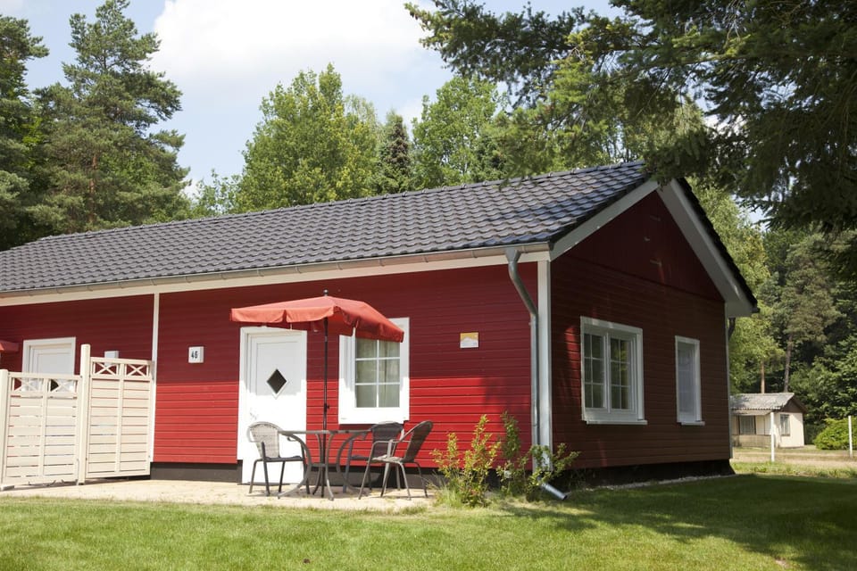 Facade/entrance, Balcony/Terrace