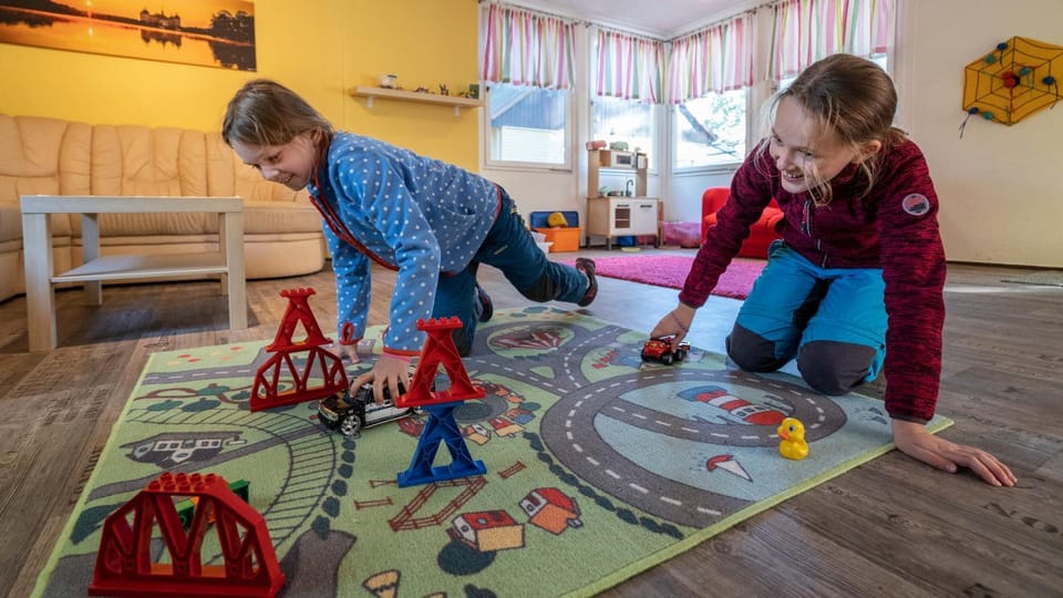 Game Room, Game Room