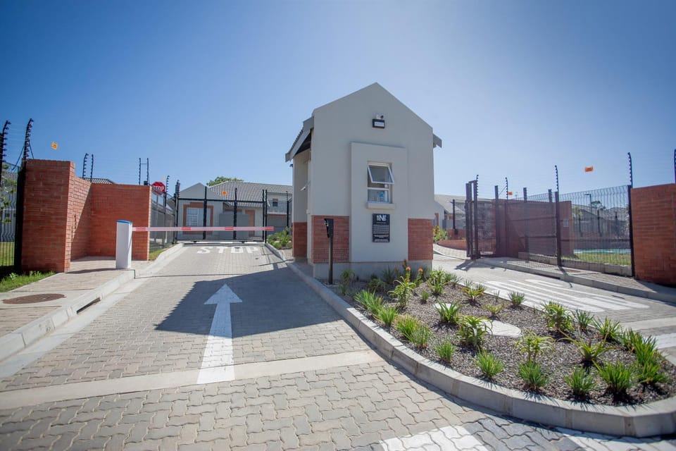 Townhouse 54 - 1 On York House in Western Cape