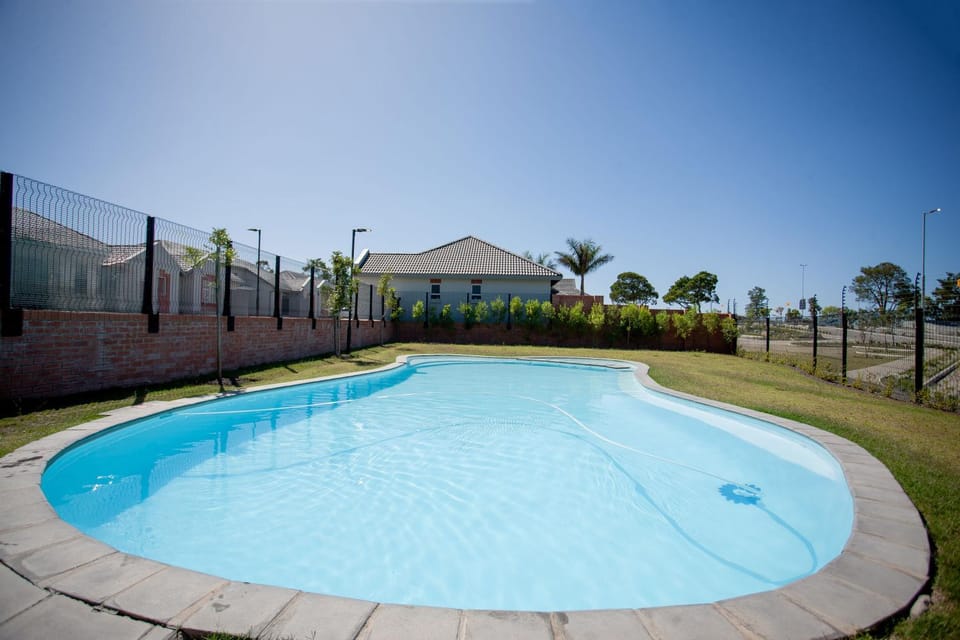Townhouse 54 - 1 On York House in Western Cape