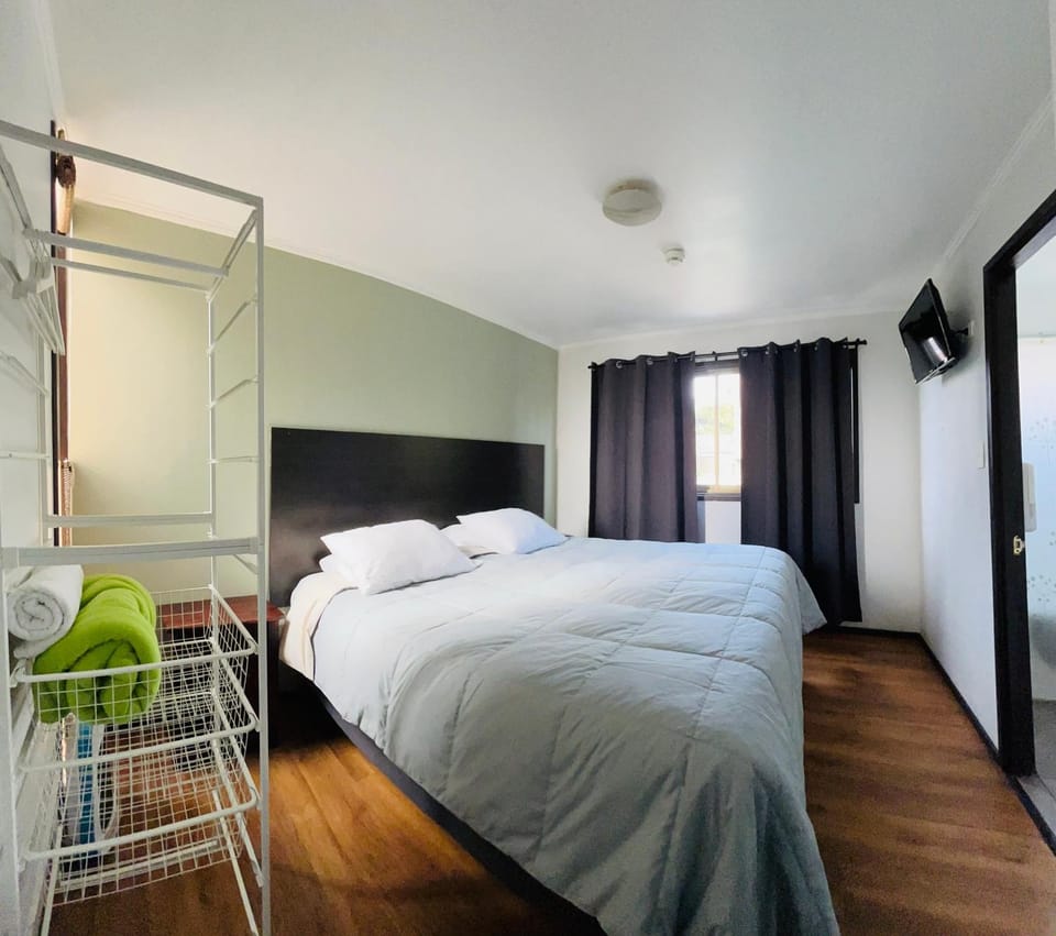 Yemanya Hostal Bed and Breakfast in Santiago Metropolitan Region