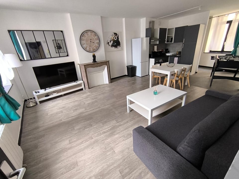 Logis de la forteresse - T2- WIFI- Parking Apartment in Wallonia, Belgium