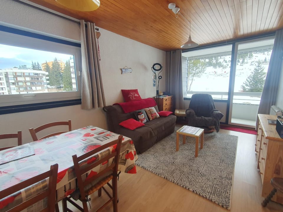 Chamrousse 1750 Studio T1 4 personnes 29m2 Apartment in Provence