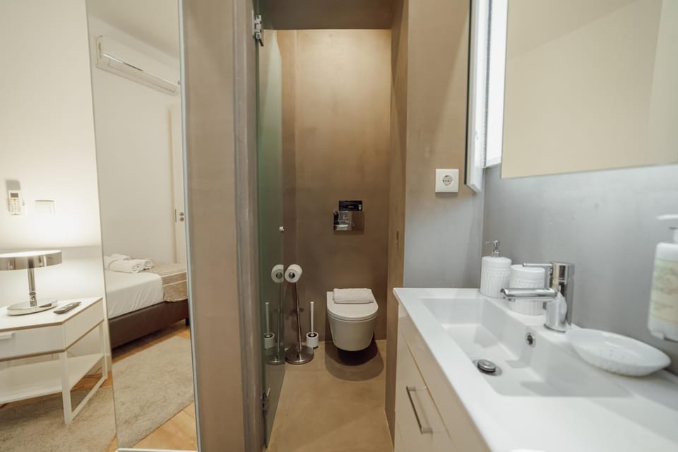 Downtown Elegant by Hosty Apartment in Porto