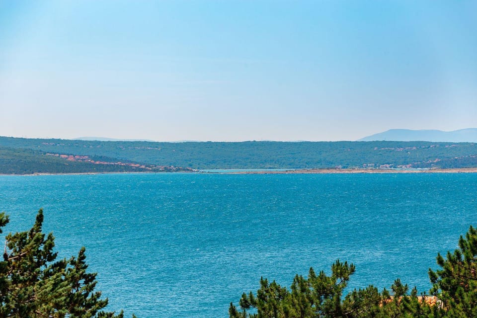 Preiswertes Apartment nur 100 Meter zum Strand mit Meerblick Apartment in Crikvenica