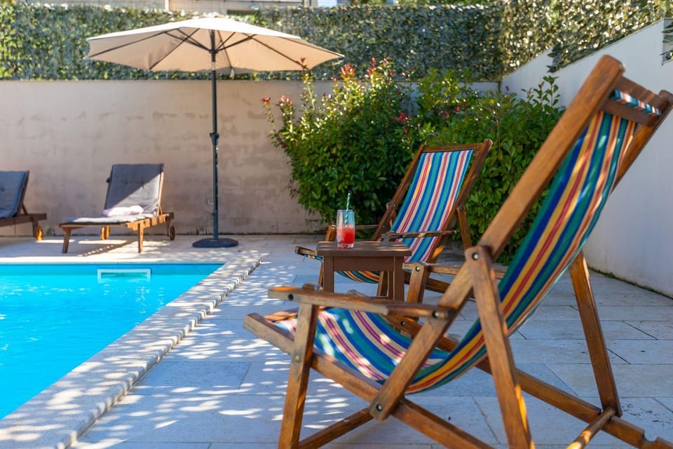 Traumhafte Finca mit Tischtennis, Spielplatz, Basketballplatz, Privatpool, Outdoor-Kueche House in Istria County