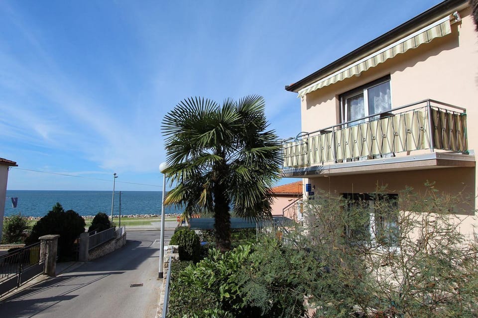 Charmantes Apartment mit Panoramablick auf die Altstadt von Rovinj und das Meer Apartment in Rovinj