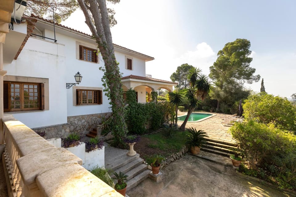 Villa Rosa, espaciosa casa con piscina Villa in Raiguer