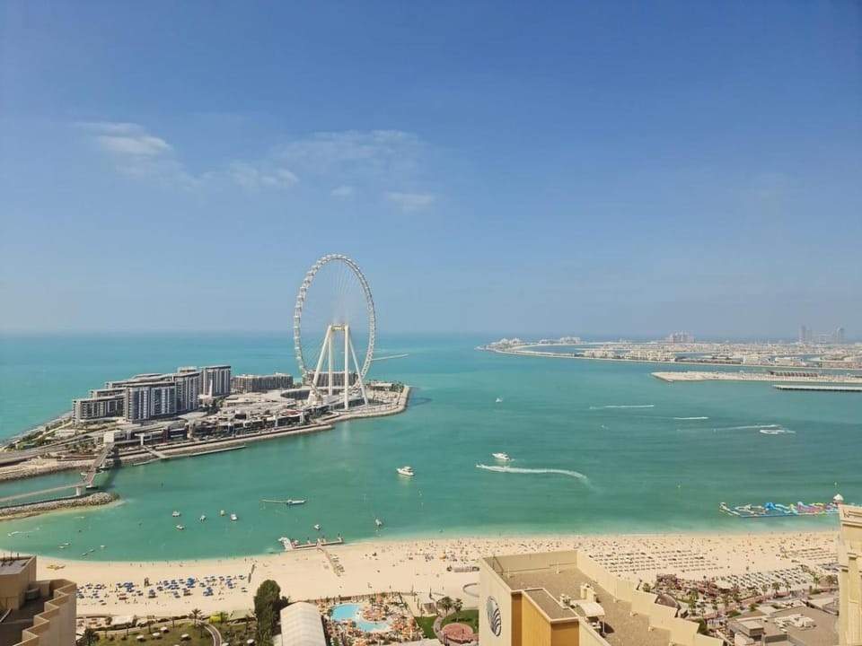 GuestReady - Modern 2BR with Beach View in JBR Apartment in Dubai