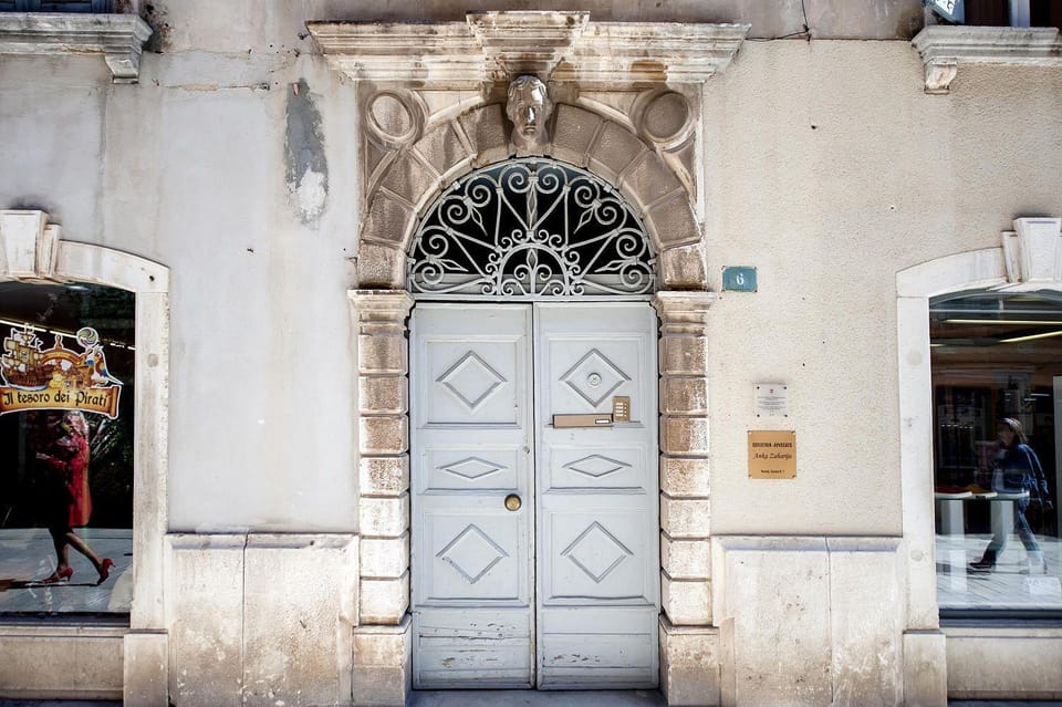Idyllisches Apartment direkt in der Altstadt von Rovinj, 5 Minuten zum Strand Apartment in Rovinj