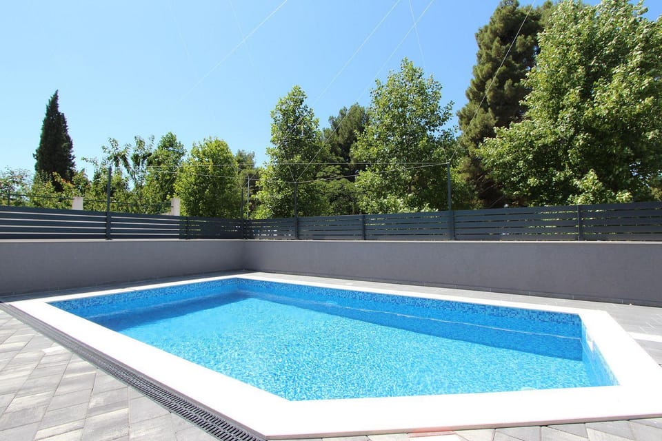 Einzigartige Villa direkt in Rovinj mit Privatpool, Grillbereich, Privatparkplatz, WiFi House in Cademia ulica