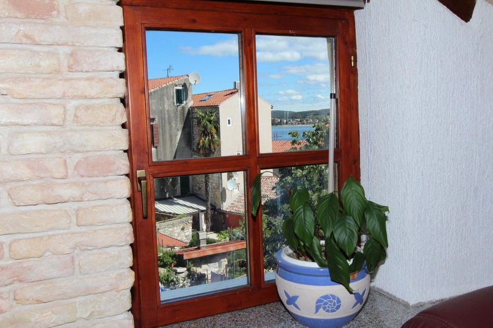 Traumhaftes Studio-Apartment nur 400 Meter zum Strand inmitten der Altstadt von Rovinj Apartment in Rovinj