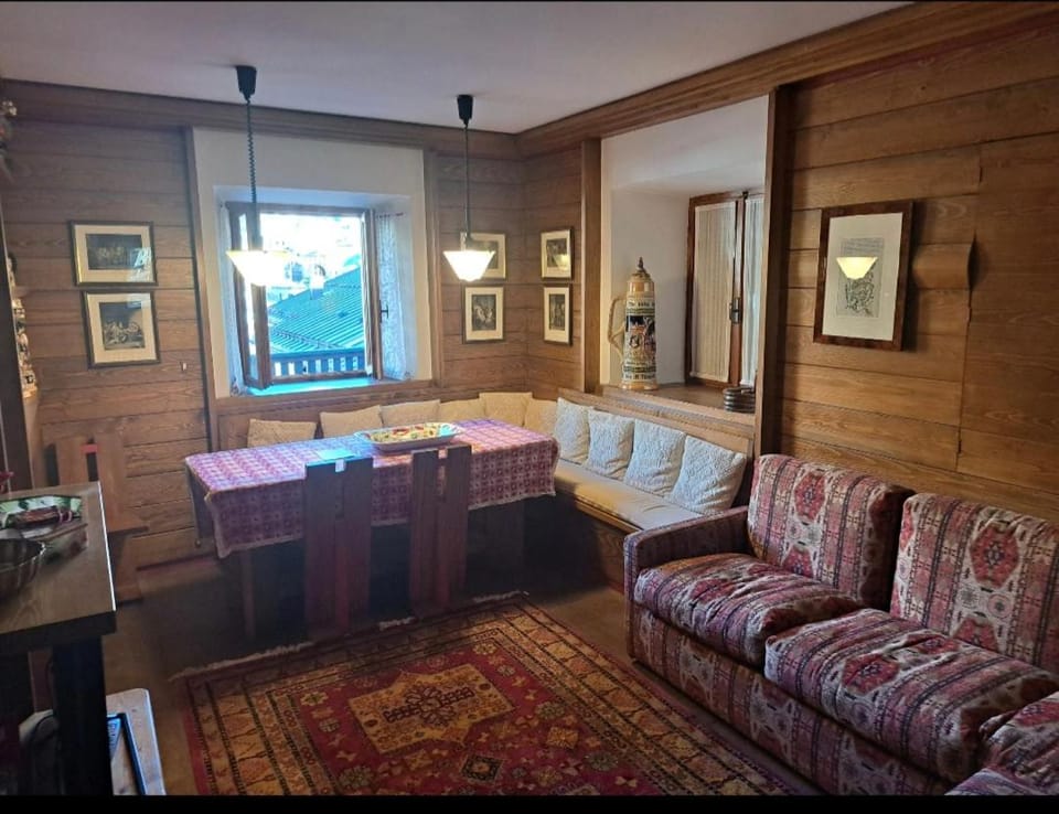 Comodo e luminoso, splendida vista su Cortina Apartment in Cortina d Ampezzo