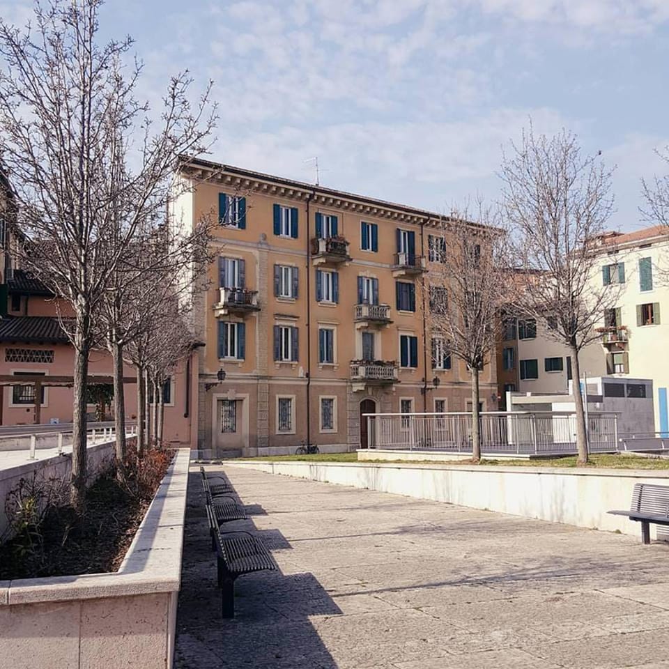 Property building, Quiet street view