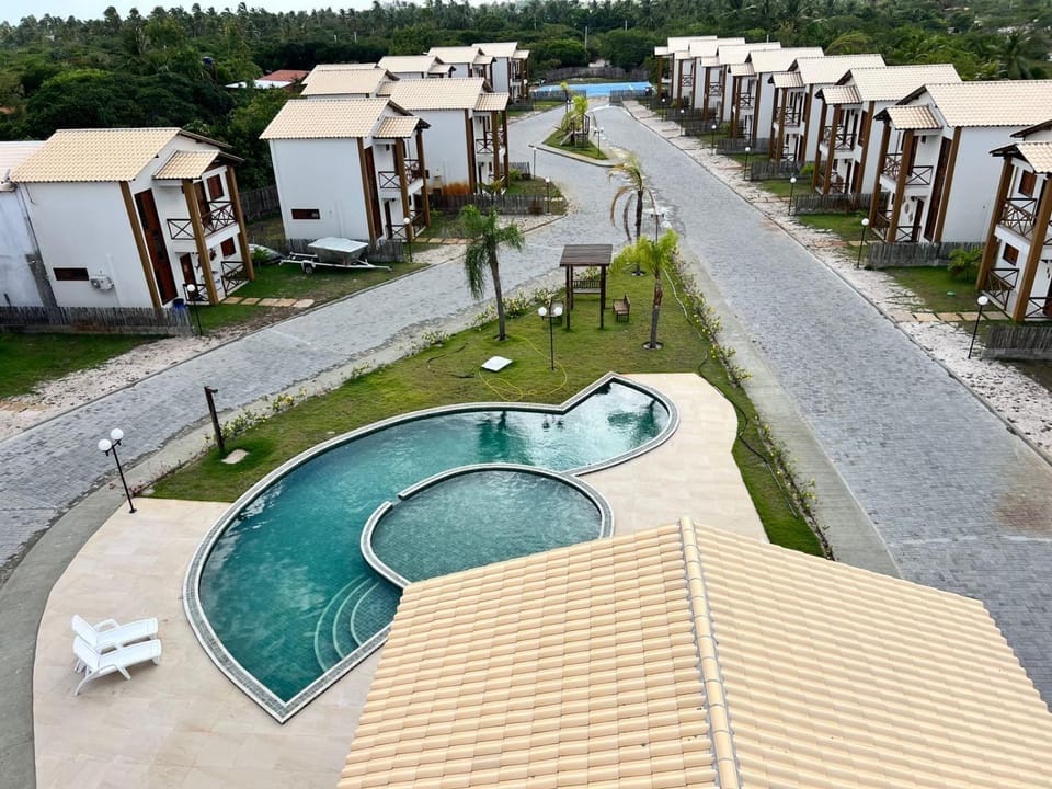 Bird's eye view, Swimming pool