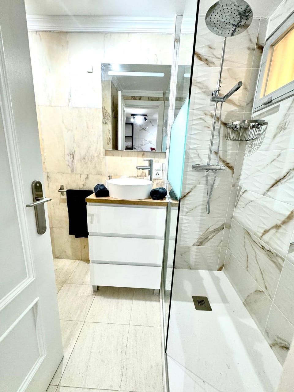 Shower, Bathroom