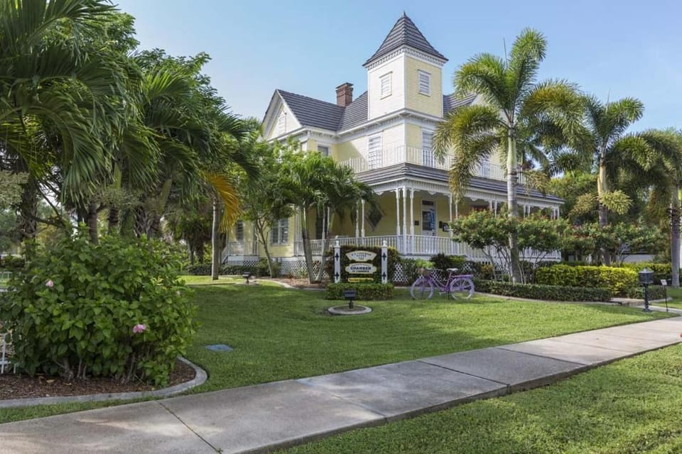 25128 East Lenox House in Punta Gorda