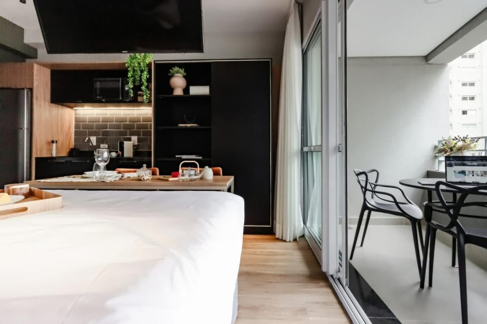 Bed, Day, TV and multimedia, Balcony/Terrace, Kitchen or kitchenette, Dining area, microwave, kitchen