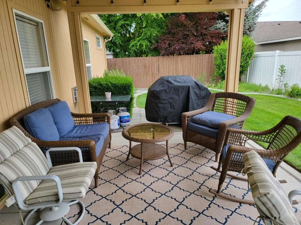 Patio, Balcony/Terrace